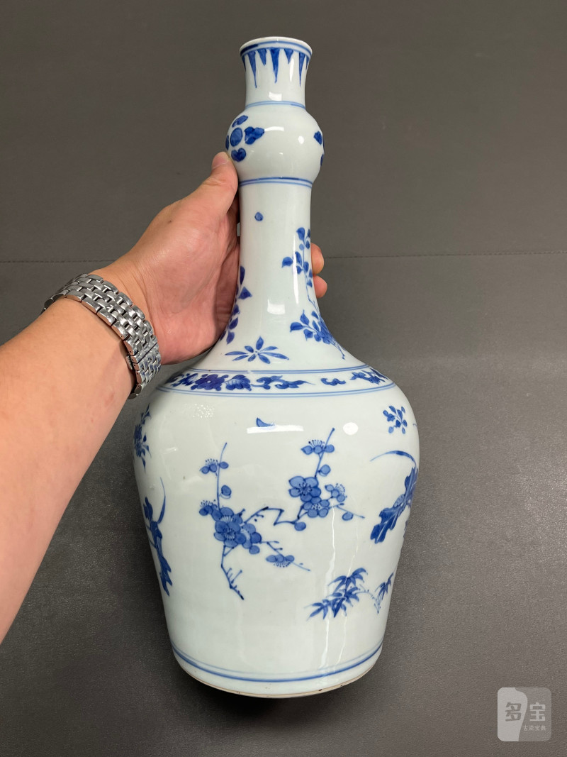 明崇祯 青花花鸟图瓶 - 图6